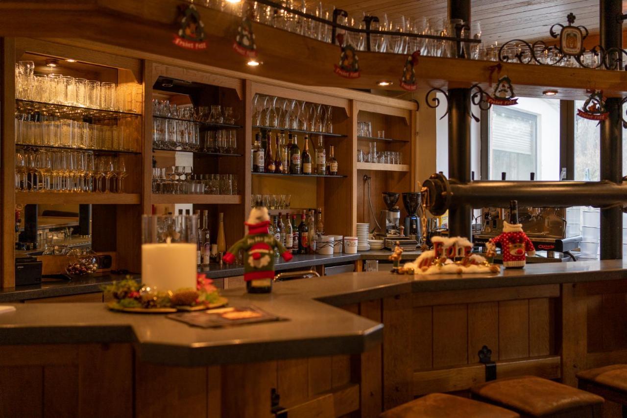 Hotel Und Weingut Karlsmuehle Mertesdorf Ngoại thất bức ảnh