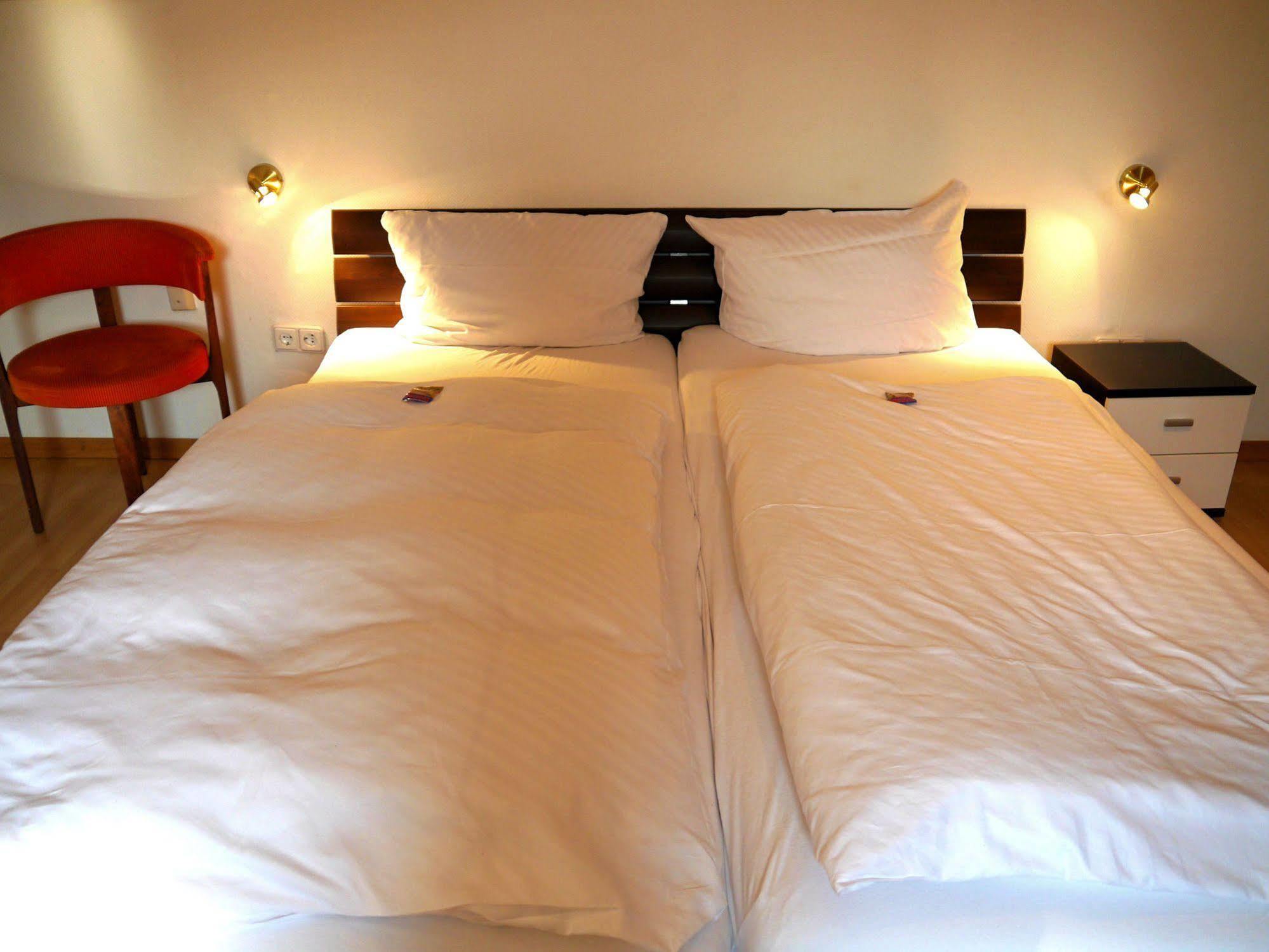 Hotel Und Weingut Karlsmuehle Mertesdorf Ngoại thất bức ảnh